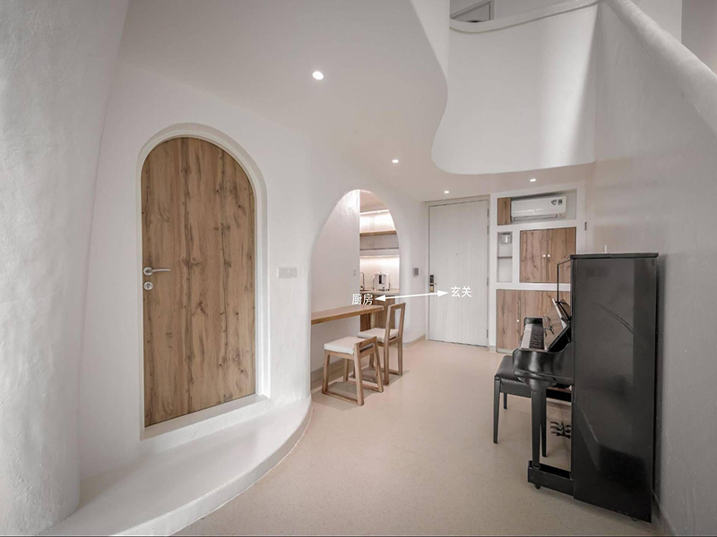 遼陽復(fù)式裝修，全屋大白墻看似不豪華，細(xì)節(jié)卻做得很到位，顏值超高